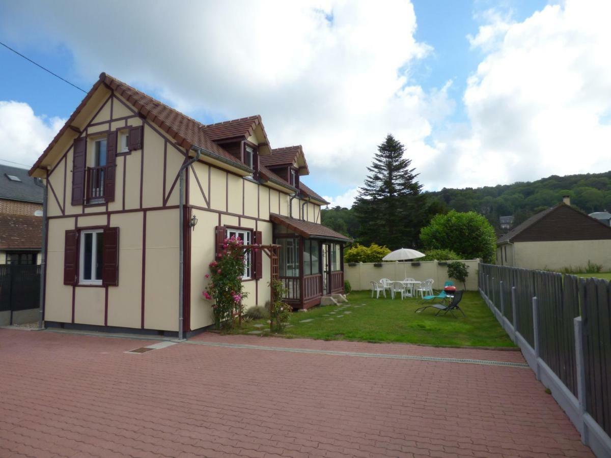 Gite Le Petit Chalet Avec Parking Gratuit Étretat Buitenkant foto
